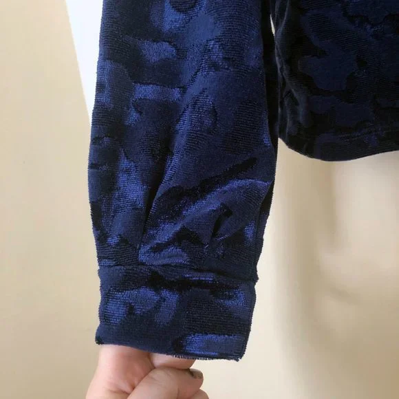 Freshman 1996 Velour Camo Long Sleeve Sweater in Royal Blue | Size Small - Picture 8 of 12